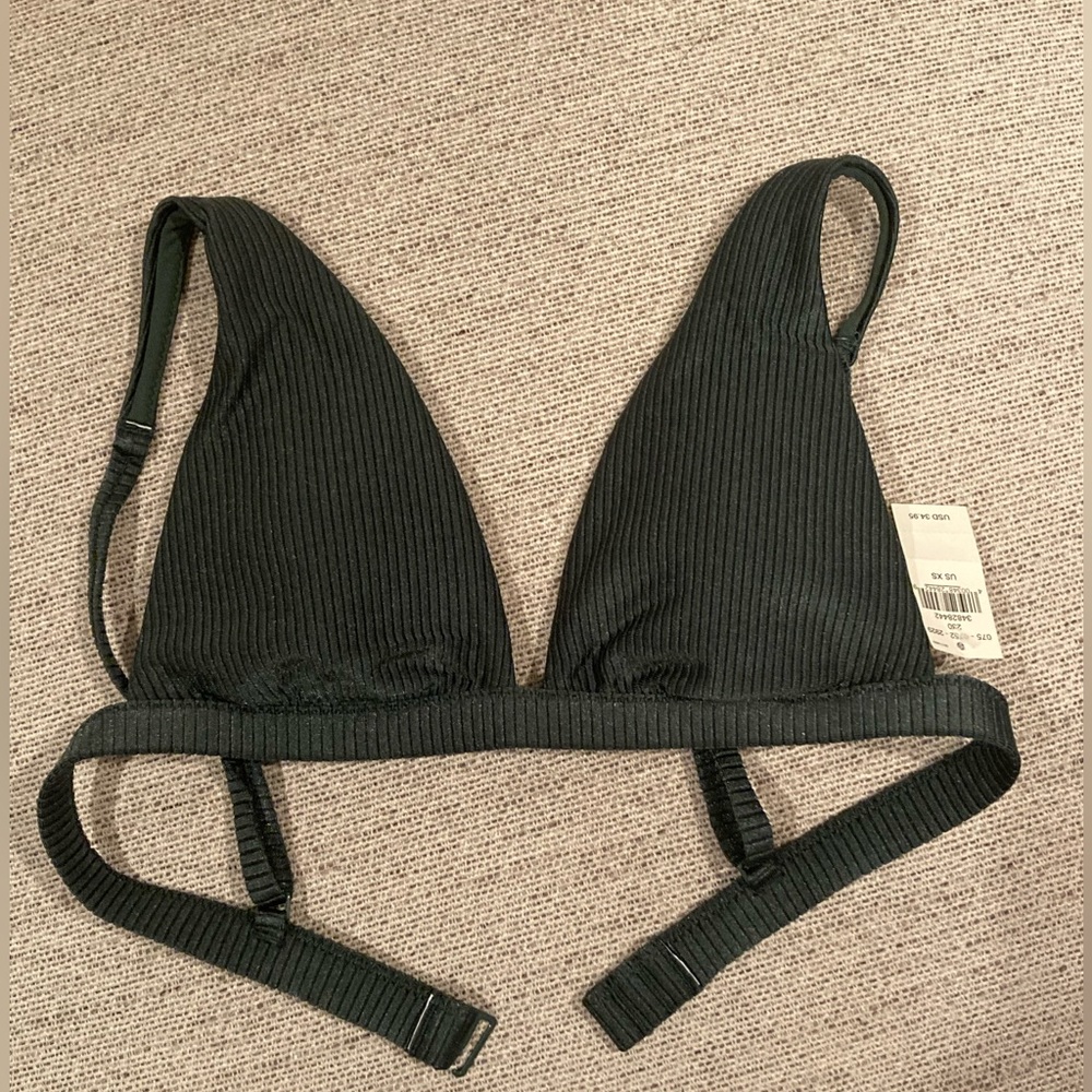 XS American Eagle Aerie Triangle Bikini Top. Deep Forest Green. NWT